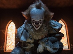 Bagaimana Bill Skarsgard Memerankan Badut yang Buat Anak-anak Ketakutan?