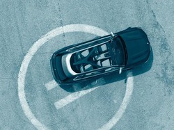 Bocoran SUV Baru BMW Penantang Range Rover