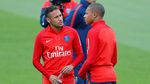 Ketika Neymar Bertemu Mbappe