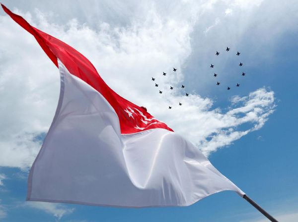 Foto: 50 di Langit dari F-16 untuk Indonesia-Singapura
