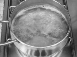 Sadis, Istri Siram Alat Kelamin Suami Pakai Air Mendidih