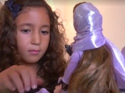 Wah! Barbie Berhijab Ini Bisa Lantunkan Quran