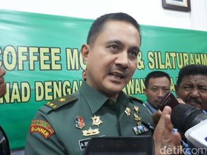 Viral Prajurit Aniaya Pria yang Hina TNI, AD Minta Maaf Viral Prajurit Aniaya Pria yang Hina TNI, AD Minta Maaf