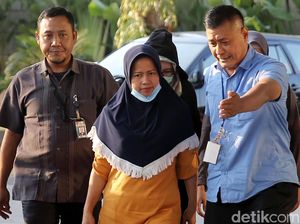 Foto: Hakim Tipikor yang Kena OTT di Bengkulu Tiba di KPK