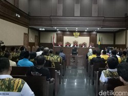 Baca Pleidoi, Fahd: Saya Hanya Jalankan Perintah Priyo-Zulkarnaen