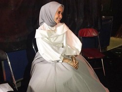 Jelang Nikah, Laudya Cynthia Bella Dapat Kado Doa dari Chelsea Olivia