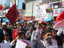 Ribuan Warga Garut Gelar Aksi Bela Rohingya