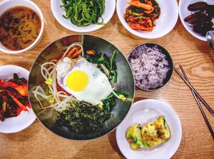 10 Tempat Makan Murah di Seoul, Harganya di Bawah Rp 50.000! (2) 10 Tempat Makan Murah di Seoul, Harganya di Bawah Rp 50.000! (2)