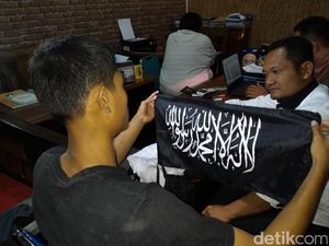 Takut Ditilang, 2 Peserta Aksi Rohingya Tabrak Polisi di Boyolali