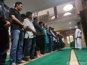 Polisi Sukabumi Masih Selidiki Pembacokan Raden Galih Polisi Sukabumi Masih Selidiki Pembacokan Raden Galih