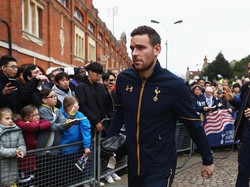 Tottenham Sepakat Pinjamkan Janssen ke Fenerbahce