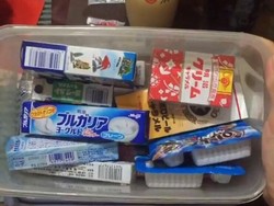 Nenek Simpan Camilan Cucu Selama 17 Tahun dan Makanan Sehat untuk Kulit