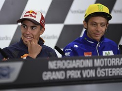 Rossi Cedera Gara-gara Latihan Motocross, Marquez Membela