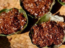 Mau Coba Makanan Eksotik Ini? Chutney Semut Merah dan Telurnya