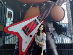 Isyana Sarasvati Tuang Kisah Hidupnya di Album Paradox