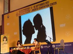 Cyntha Hariadi Rangkum Pengalaman Jadi Ibu dalam Puisi