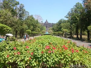 Aksi Bela Rohingya, Pengunjung Candi Borobudur Hari Ini Tetap Ramai