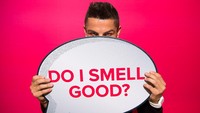 Beberapa hari lalu Cristiano Ronaldo merilis produk fashion terbaru. Pemain 32 tahun itu meneluarkan parfum dengan merek CR7. (David Ramos/Getty Images)