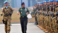 Panglima TNI Pimpin Upacara Penerimaan Purna Tugas Pasukan Garuda