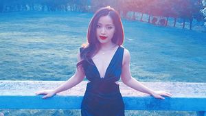 Foto: Ini Wanita Pertama yang Punya Kekayaan Rp 6,6 T karena Jadi YouTuber