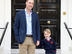 Alasan Khusus Pangeran William Selalu Gandeng Tangan George di Depan Umum