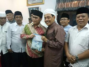 Sowan Kiai Sepuh, Hasto: Bung Karno Sangat Dekat dengan Tokoh NU