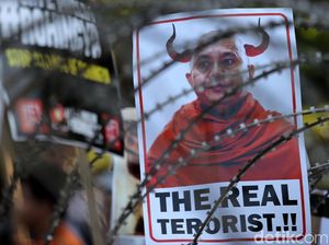 Aksi Tolak Kekerasan Rohingya di Kedubes Myanmar