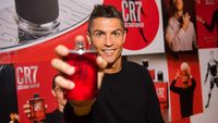Setampan Ronaldo, Sewangi CR7
