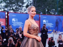 Jennifer Lawrence Salahkan Donald Trump atas Bencana Alam di Amerika