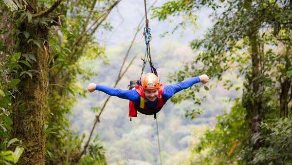 Foto: Flying Fox Terkeren Dunia, Nomor 16 Bikin Semaput
