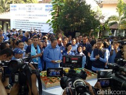 SBY Perintahkan Kader Demokrat Bantu Pemerintahan Jokowi