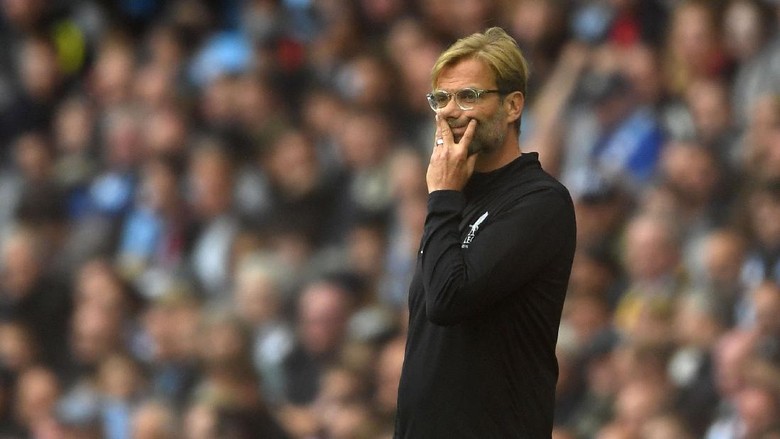 Klopp Tak Iri dengan Striker-Striker Tim Rival