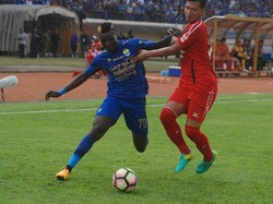 Ezechiel Hindarkan Persib dari Kekalahan