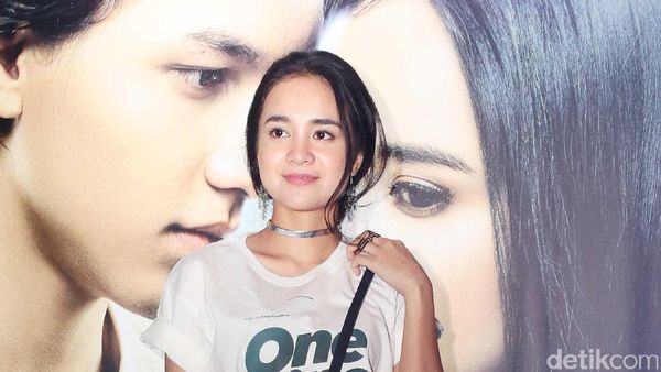 Si Cantik Michelle Ziudith Bintangi  Film One Fine Day