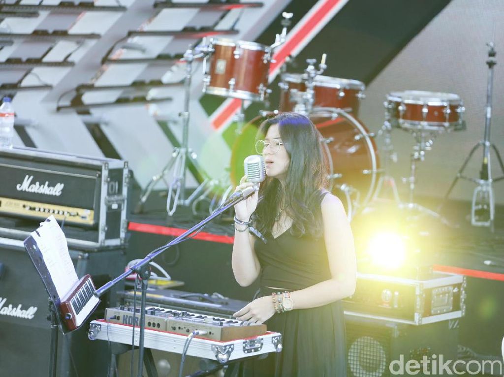 Danilla Punya Lintasan Waktu untuk Album Kedua Danilla Punya Lintasan Waktu untuk Album Kedua