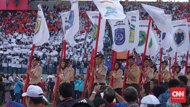Imam Nahrawi begitu antusias melihat tingginya animo masyarakat pada acara ini.