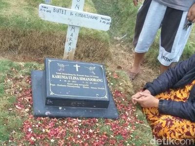 Makam dan Motor yang Jadi Saksi Bisu Kisah Pilu Bayi Debora