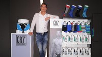 Ronaldo sangat memperhatikan penampilan dirinya. Baik yang terlihat maupun tidak. Mungkin karena alasan itu dia merilis merek pakaian dalam beberapa tahun lalu. (ist.)