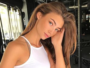 Ini Lorena Rae, Model Cantik yang Digosipkan Pacari Leonardo DiCaprio