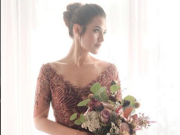 Belum Bosan Lihat Raisa? Intip Foto Resepsinya di Bali