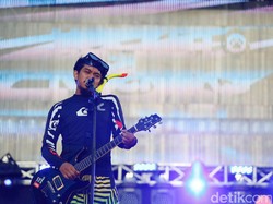 Buka Soundrenaline 2017 Hari Kedua, Rocket Rockers Menyelam di Bali