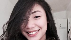 Foto: Ini Guru SD Cantik yang Viral Karena Pelihara Hewan Tak Biasa