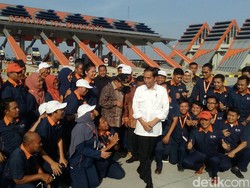 Jokowi Resmikan Tol Mojokerto-Kertosono Sepanjang 40,5 Km