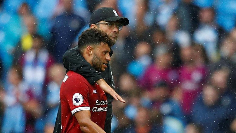 Chamberlain Kesulitan di Liverpool karena Perbedaan Gaya Main Chamberlain Kesulitan di Liverpool karena Perbedaan Gaya Main