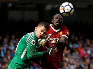 Cari Nomor HP Ederson, Mane Ingin Minta Maaf Secara Langsung