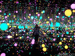 Instagramble Banget! Cermin Polkadot Yayoi Kusama Digemari di Museum MACAN