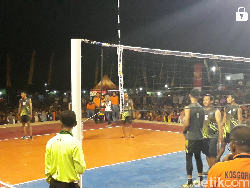 51 Klub Bola Voli Rebutkan Piala Srikandi Kosgoro Bojonegoro