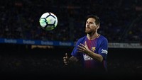 Di bawah Cristiano Ronaldo, tentu ada Lionel Messi yang selalu membayanginya. Musim lalu Messi bikin 11 gol. (Manuel Queimadelos Alonso/Getty Images)