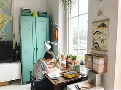 Kenali Sinar yang Membahayakan atau Bermanfaat untuk Mata Anak