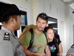 Fenomena Bule Kehabisan Ongkos di Indonesia, Gara-gara Bebas Visa?